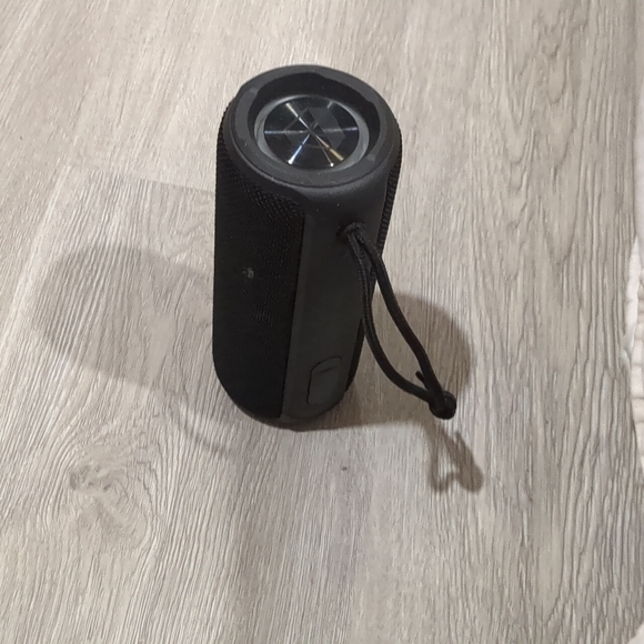 COPY - IPX7 waterproof speaker - Picture 3 of 5